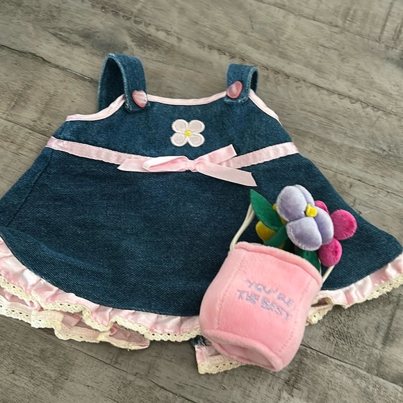 Build a Bear Clothes Denim Jumper/Dress with Flower Pot Wristie Heart Buttons - Picture 1 of 7